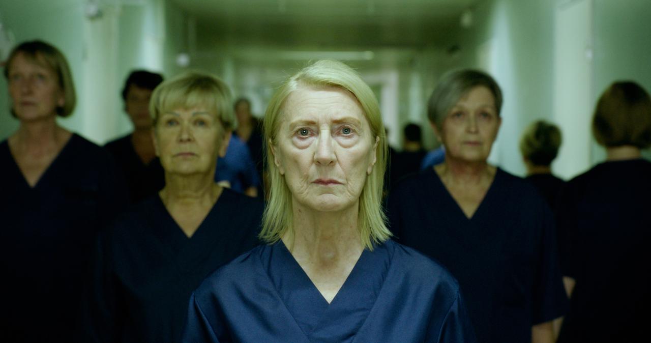 Nelítostné časy, konejšivé hlasy