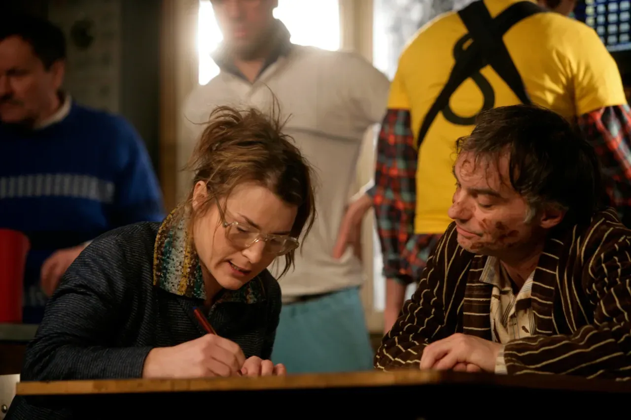 Ucpanej systém - promítání v Huse na provázku