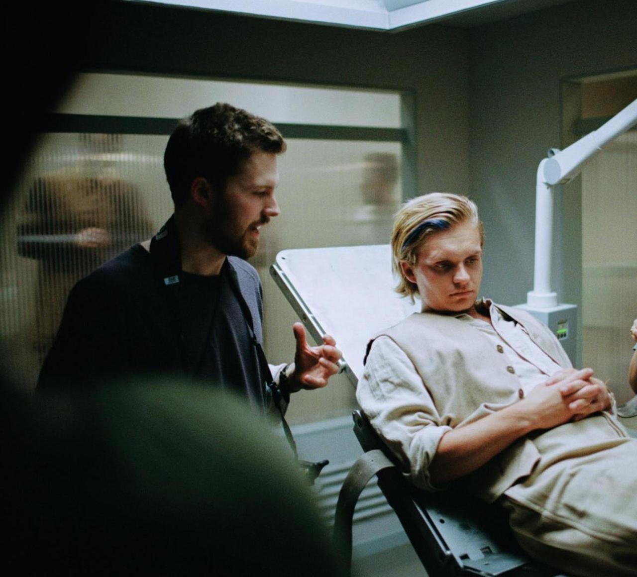 DYLAN HOLMES WILLIAMS: Od úspěšných krátkých filmů k režírování seriálů pro Apple TV a Disney+