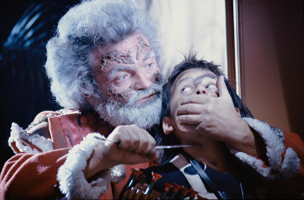 3615 volejte Santovi