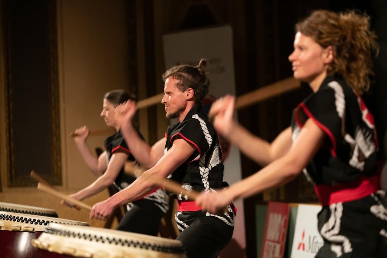 Japonské divadlo, tanec, hudba a taiko