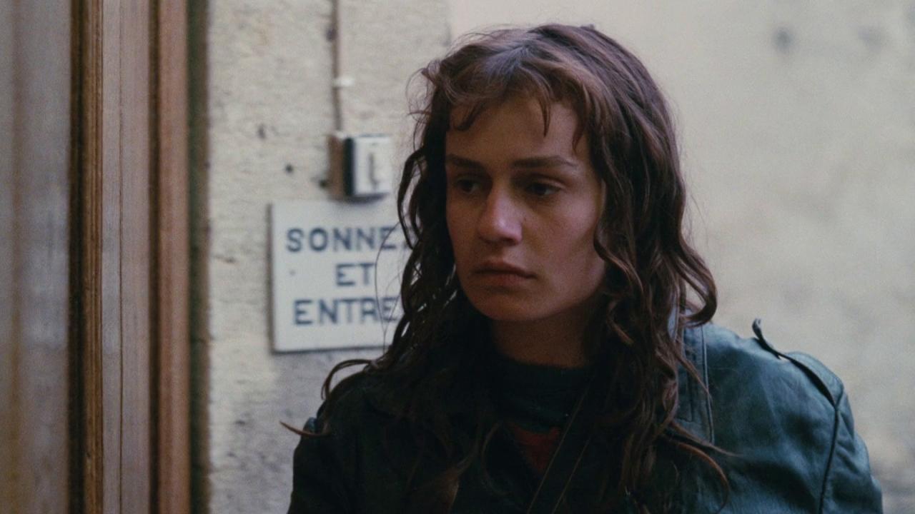 Bez střechy a bez zákona